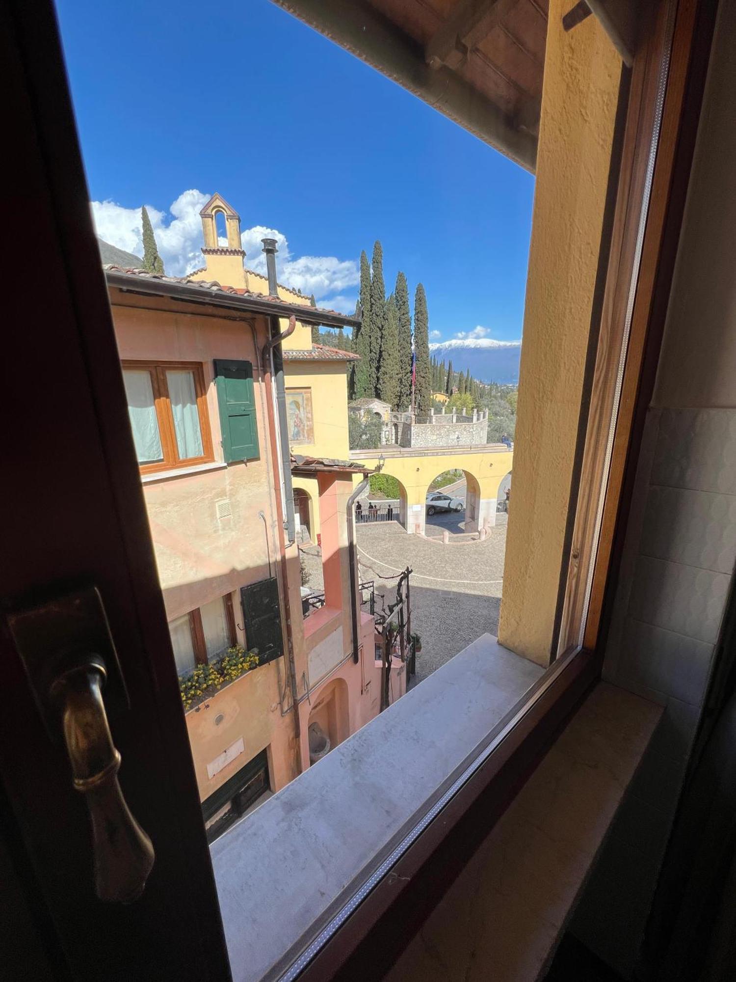 B&B Al Vittoriale Da Maja Gardone Riviera Kültér fotó