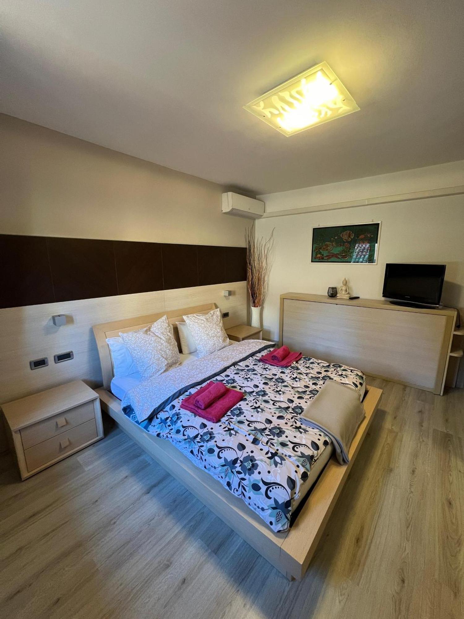 B&B Al Vittoriale Da Maja Gardone Riviera Kültér fotó