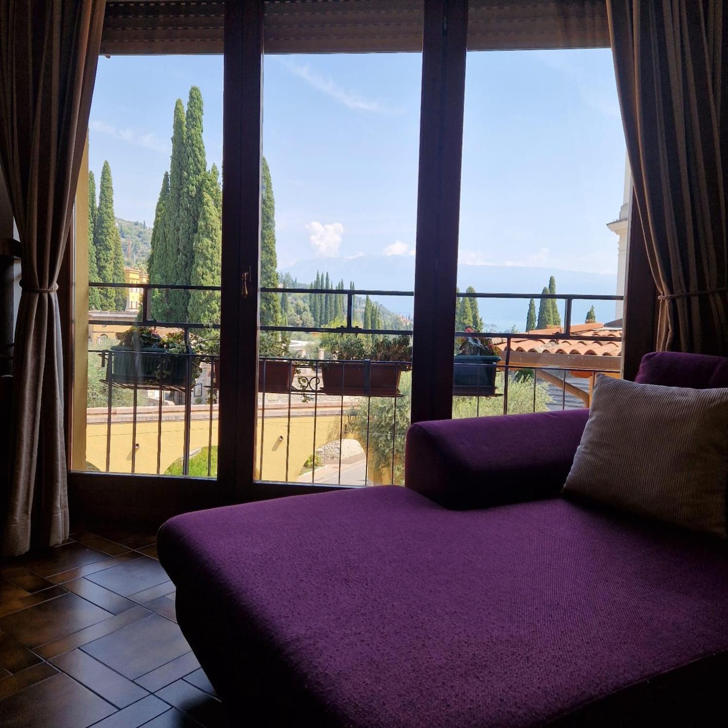 B&B Al Vittoriale Da Maja Gardone Riviera Kültér fotó