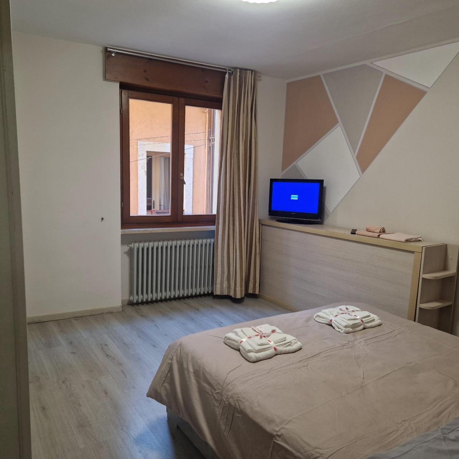B&B Al Vittoriale Da Maja Gardone Riviera Kültér fotó