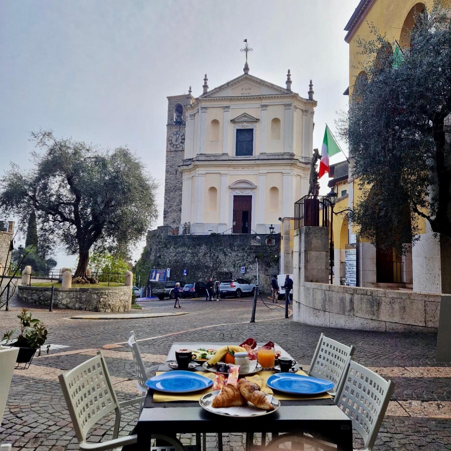B&B Al Vittoriale Da Maja Gardone Riviera Kültér fotó