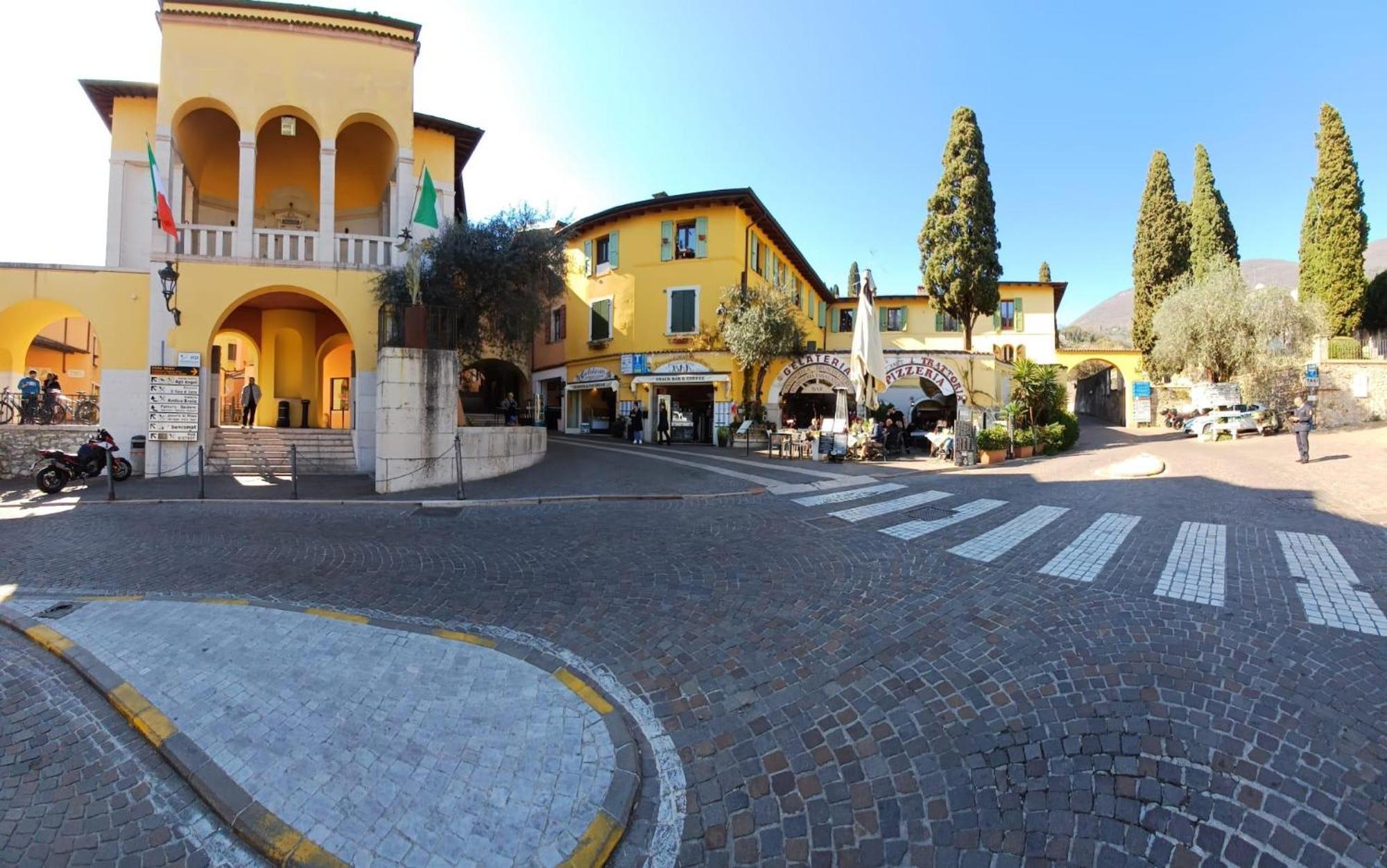 B&B Al Vittoriale Da Maja Gardone Riviera Kültér fotó